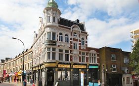 Nx London Hostel